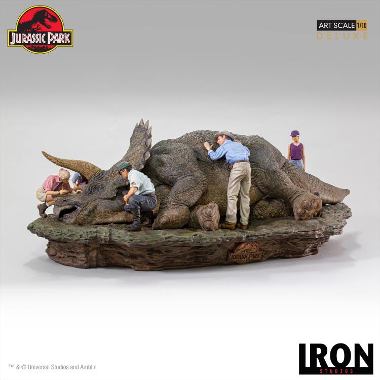 Jurassic Park Nuova Statua Diorama Di Iron Studios Del Triceratopo