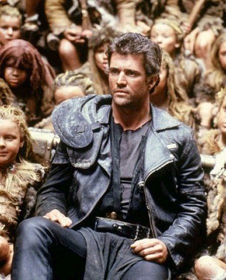 Mad Max 3 Compie 35 Anni Foto E Locandine Ufficiali Del Film Foto