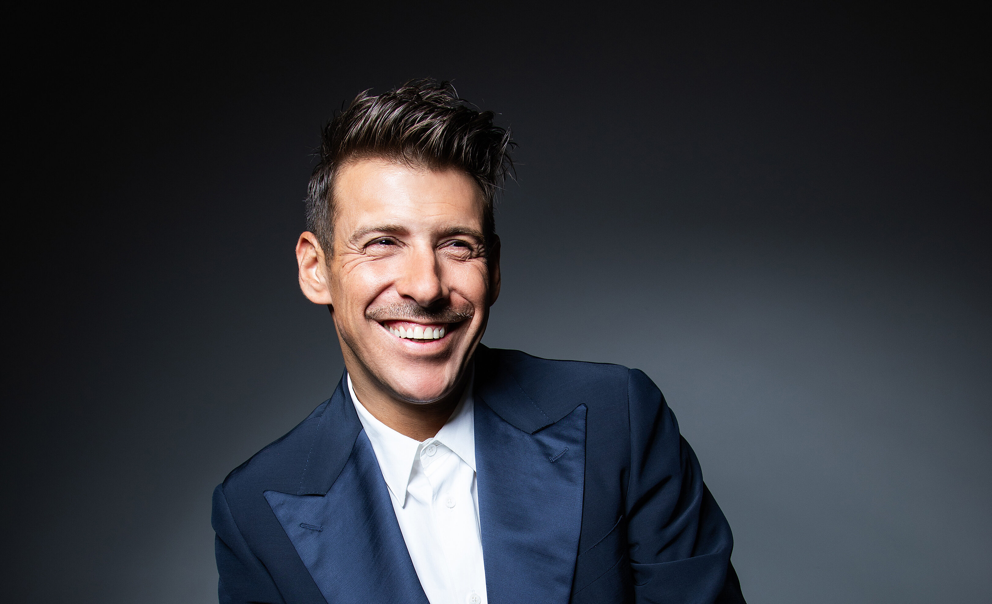 Viva La Vita Di Francesco Gabbani Testo E Significato Sanremo 2025