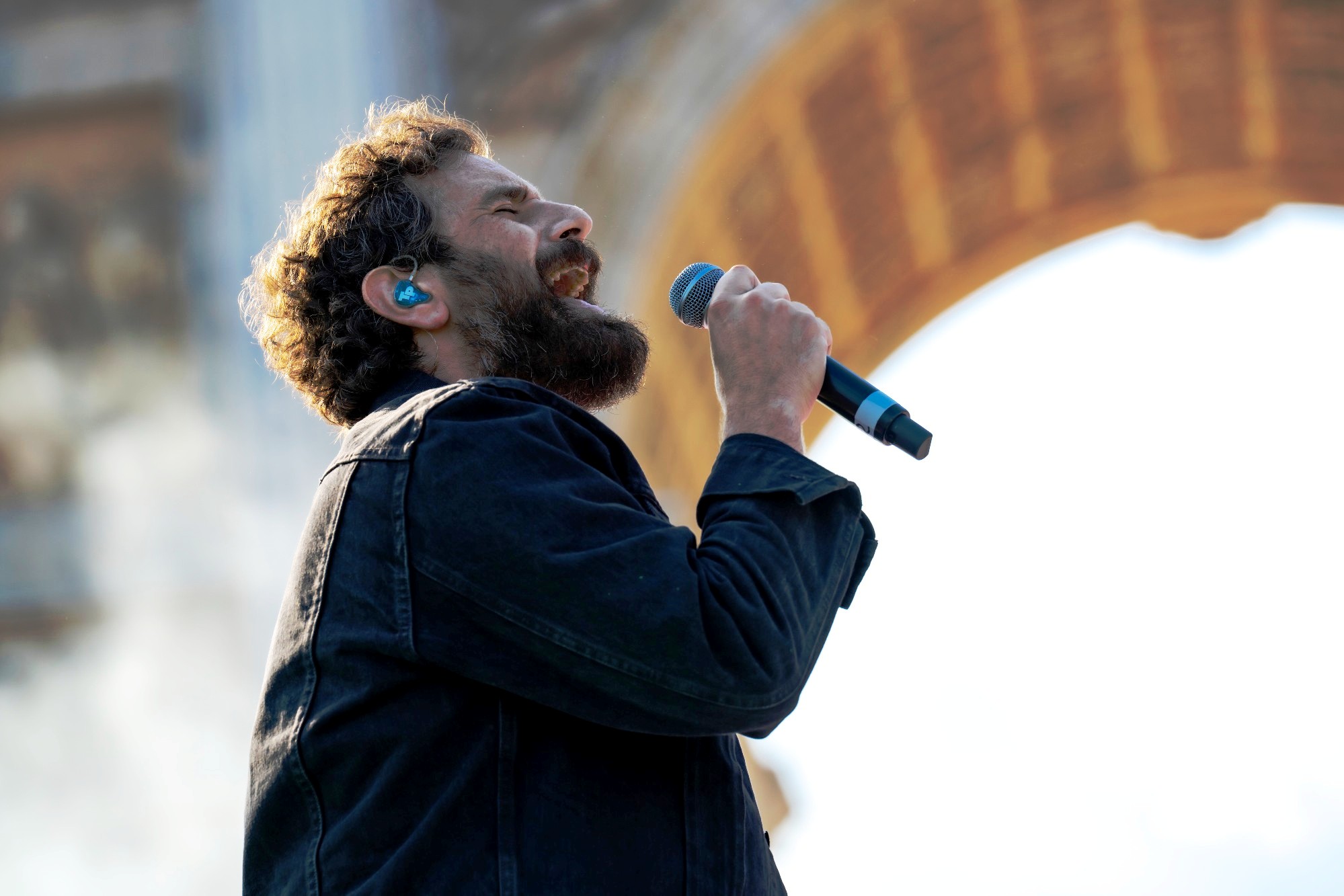 Domenica in, Tommaso Paradiso alla quarta puntata