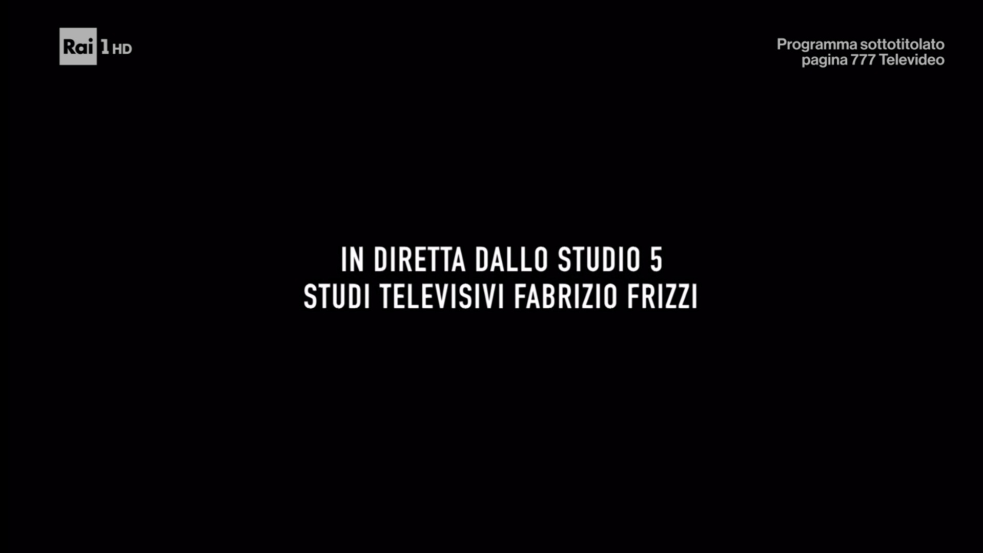 Ora o mai più, il programma è registrato, ma nel cartello in apertura è “in diretta”