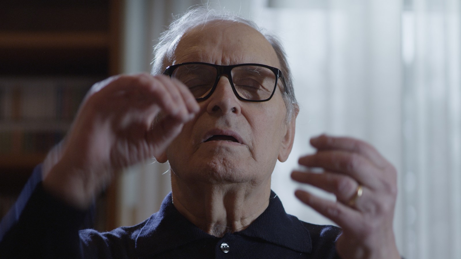su Rai 1 Ennio, il documentario firmato dal regista Premio Oscar Giuseppe Tornatore sul due volte Premio Oscar Maestro Morricone.