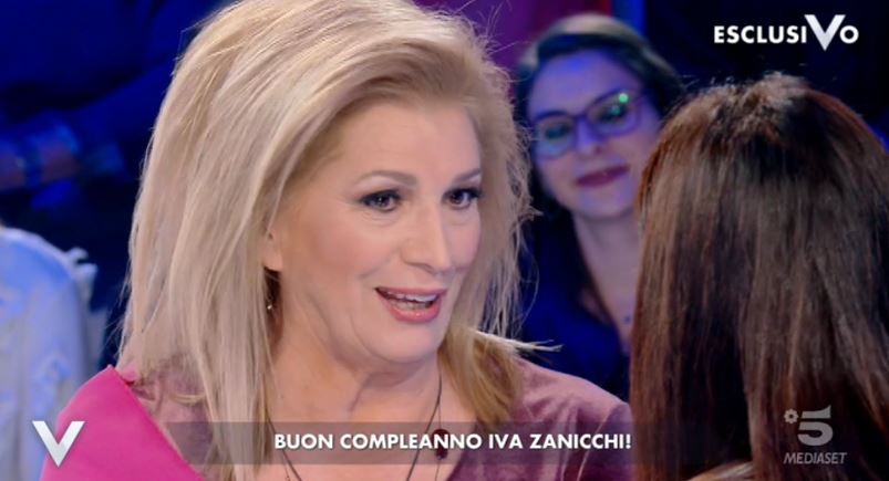 Iva Zanicchi Racconta Quando Mina Ha Lanciato Il Suo Disco Come Ti Vorrei Contro Una Parete Soundsblog