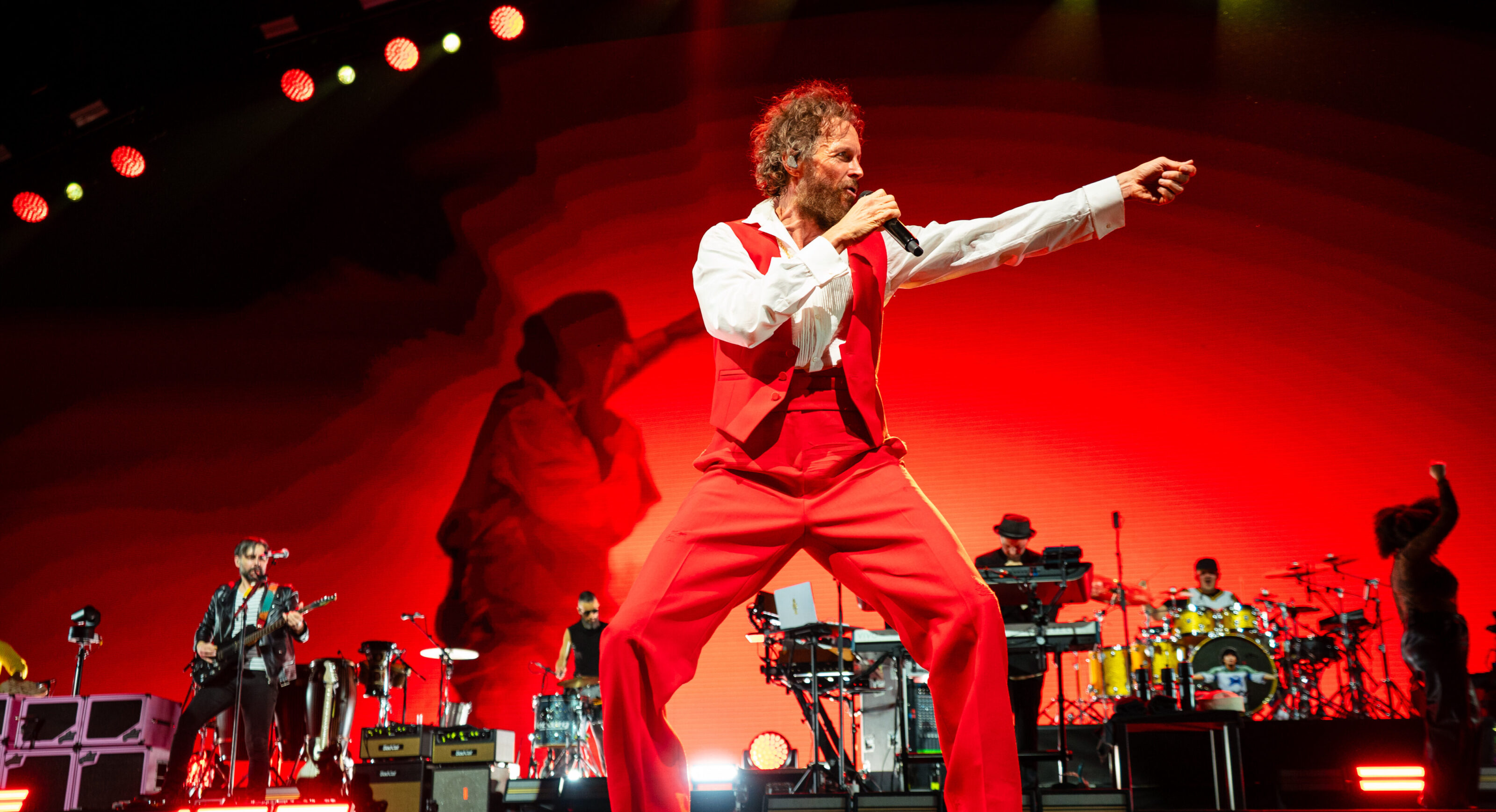 Jovanotti a Milano, 15 marzo 2025: la scaletta del concerto, orario, informazioni sui biglietti e come arrivare all’Unipol Forum di Assago